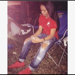 Meet your Posher, Alisha